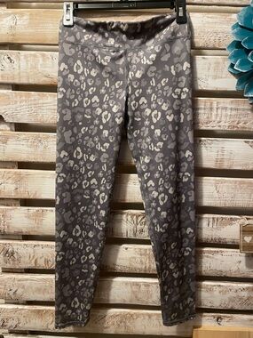 Eddie Bauer gray leopard print leggings for kids Size Large 14/16